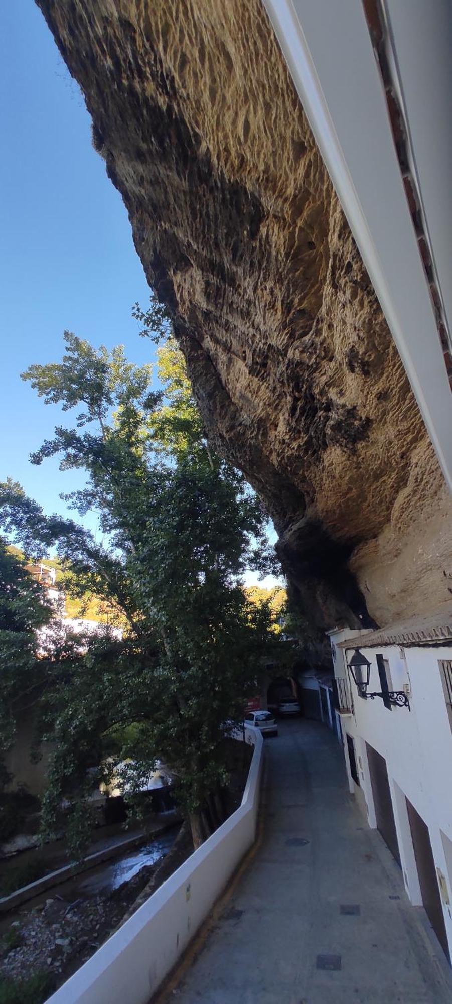 Casa Cueva Las Chicas Del Puente Setenil De Las Bodegas Exterior foto