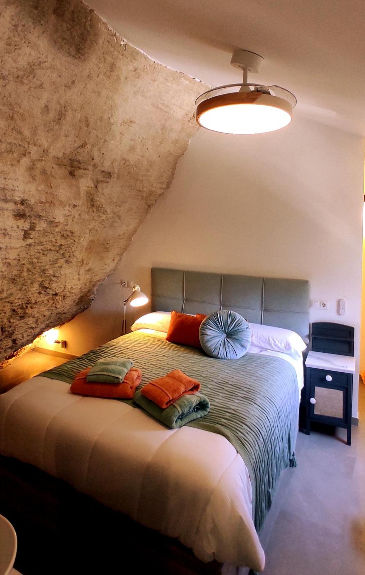 Casa Cueva Las Chicas Del Puente Setenil De Las Bodegas Exterior foto